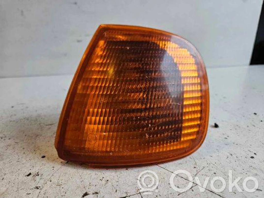 Volkswagen Caddy Piloto intermitente delantero 