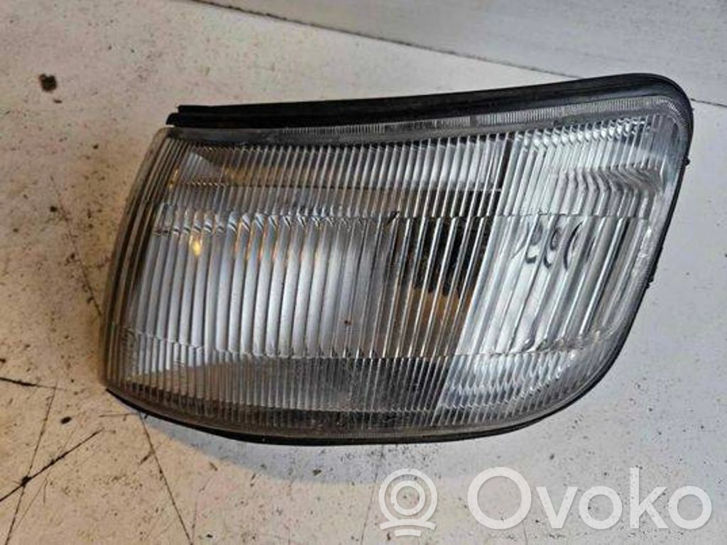 Mitsubishi Space Wagon Front indicator light 