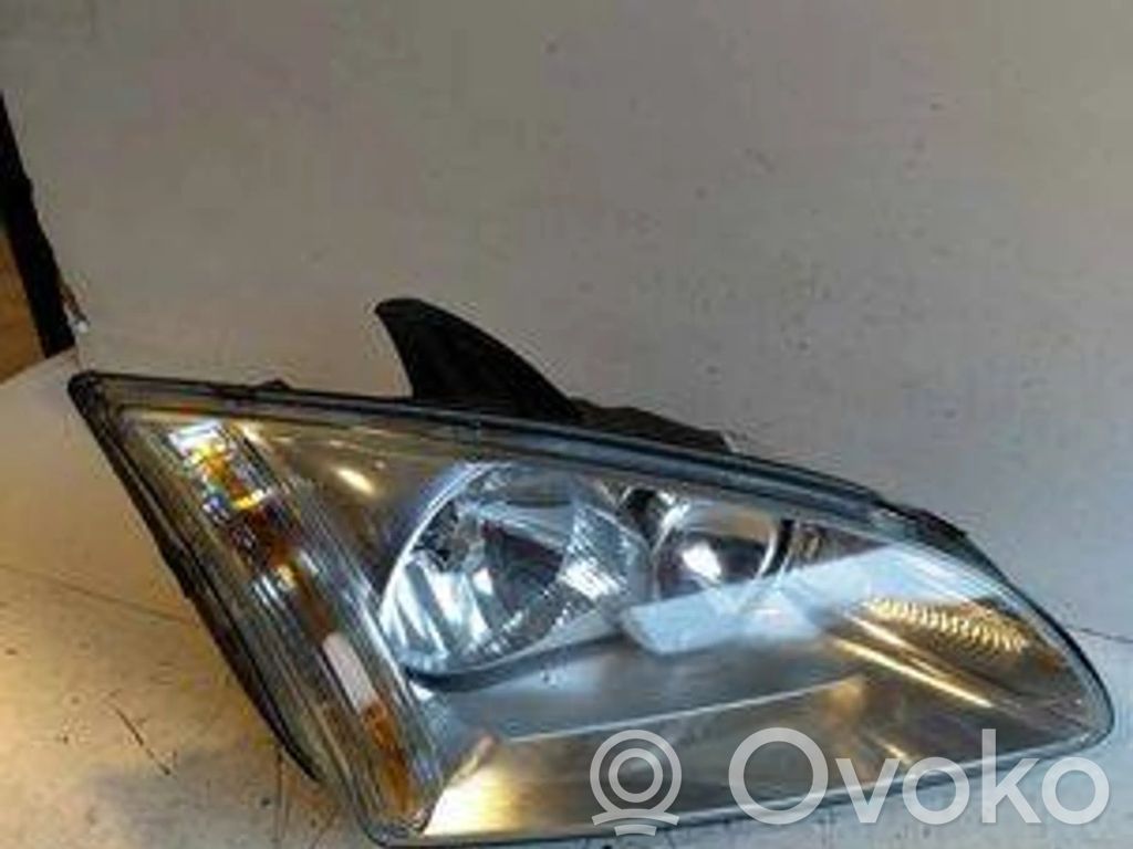 Ford Focus Scheinwerfer 