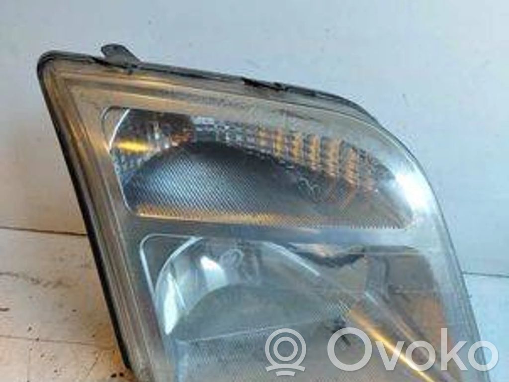 Ford Connect Headlight/headlamp 