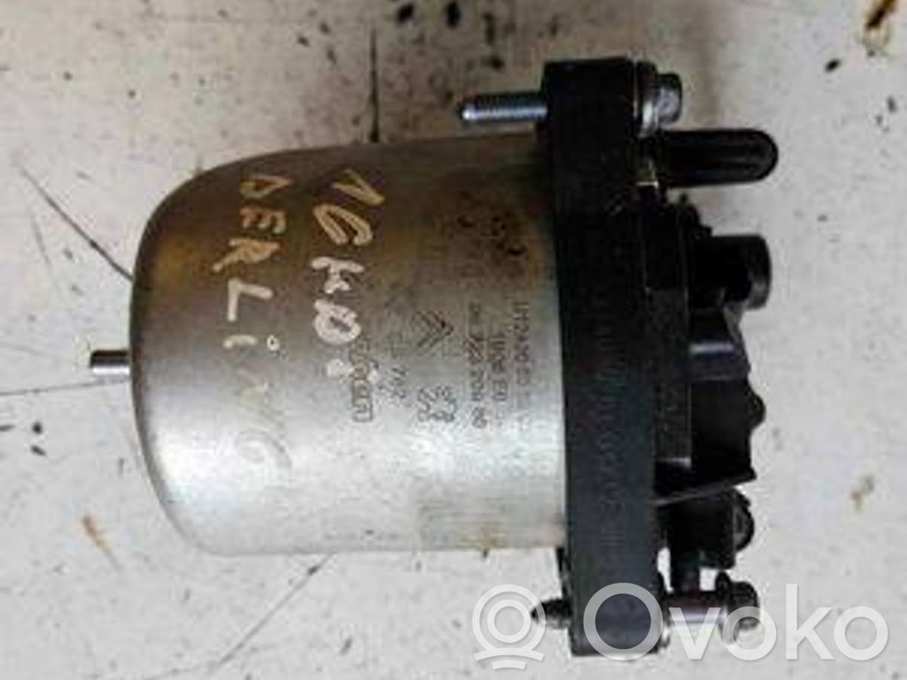 Citroen Berlingo Fuel filter housing 