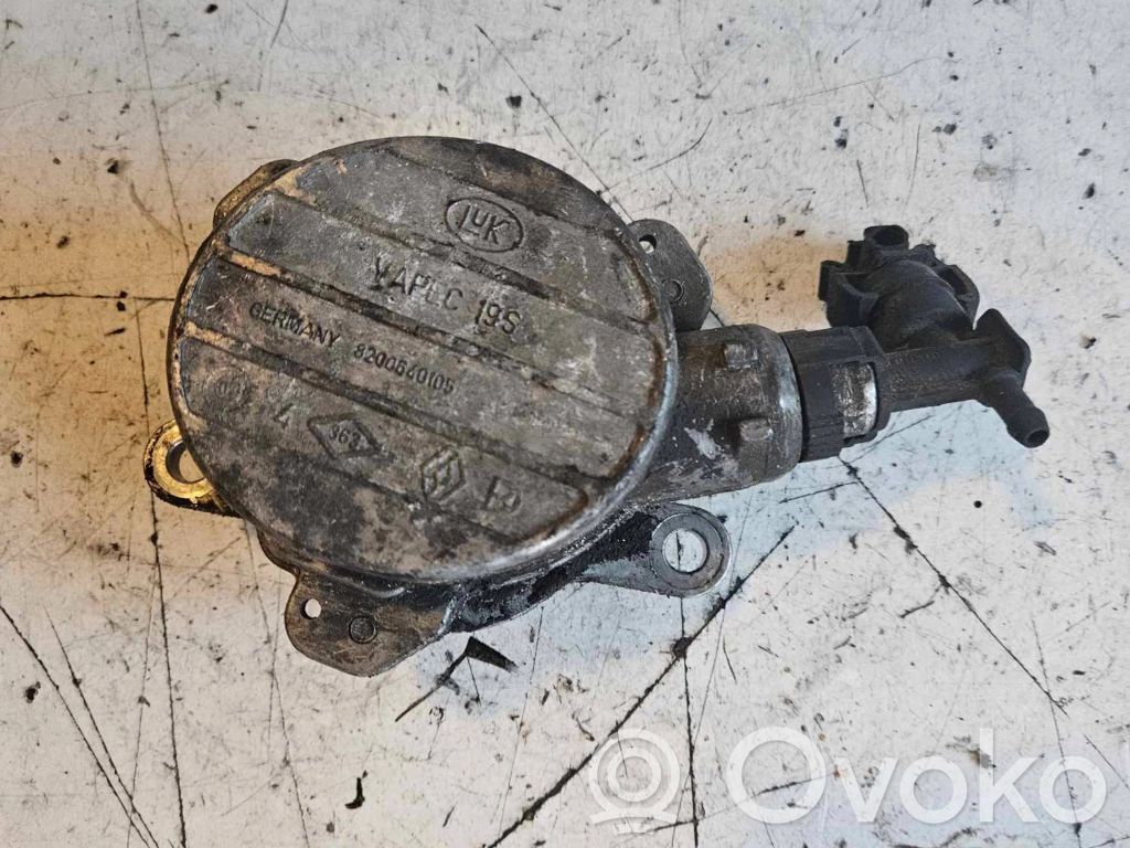 Opel Vivaro Vacuum pump 
