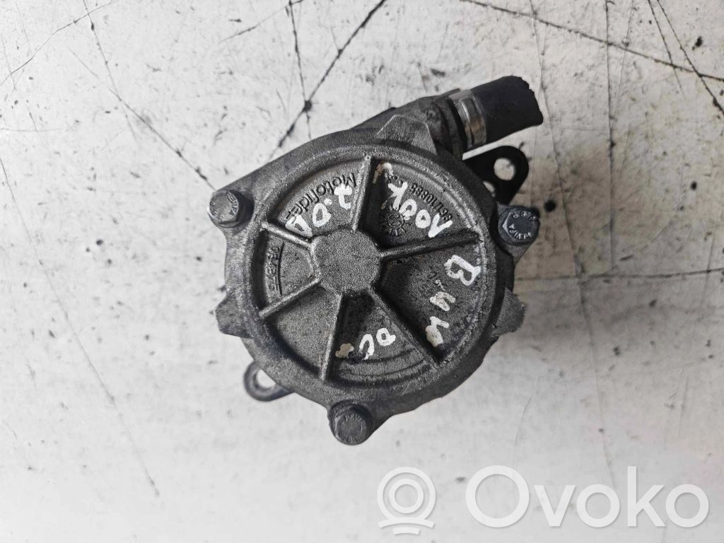 BMW 3 E46 Vacuum pump 