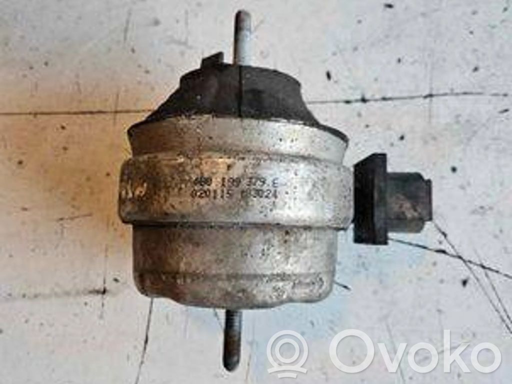 Engine mount bracket   8D0199382M,8D0199379C,8D0199382,8D0199382AC,8D0199382AP,8D0199382AR,8D0199382B,8D0199382C,8D0199382G,8D0199382K,8D0199382S