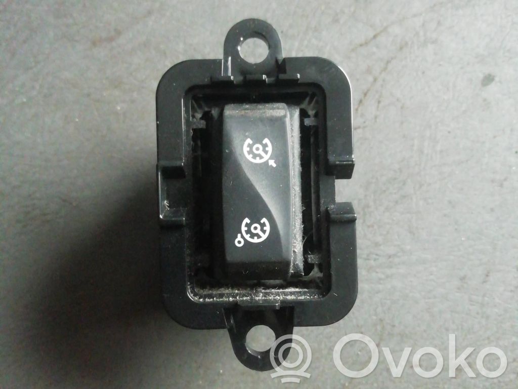 Renault Megane III Cruise control switch 