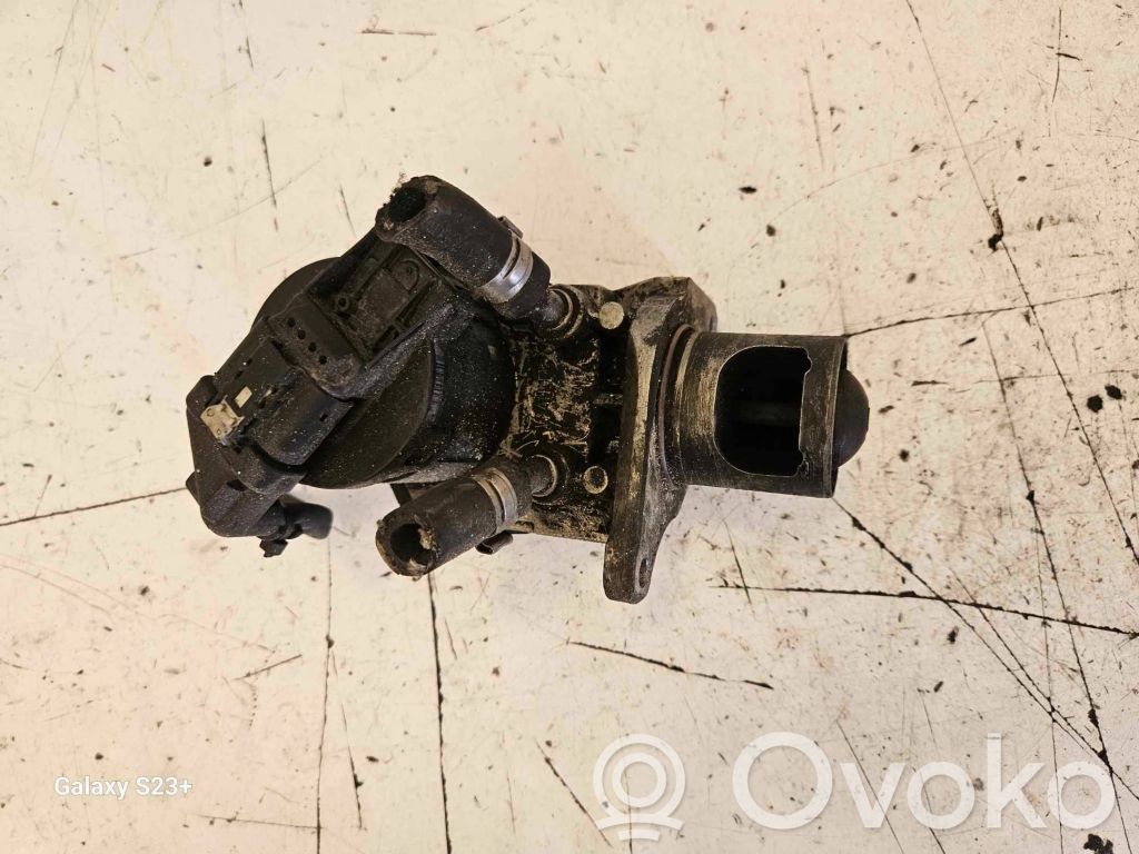 BMW 1 E82 E88 EGR vožtuvas 