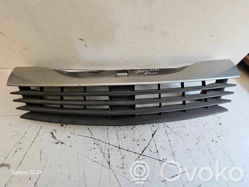 Renault Laguna II Atrapa chłodnicy / Grill 