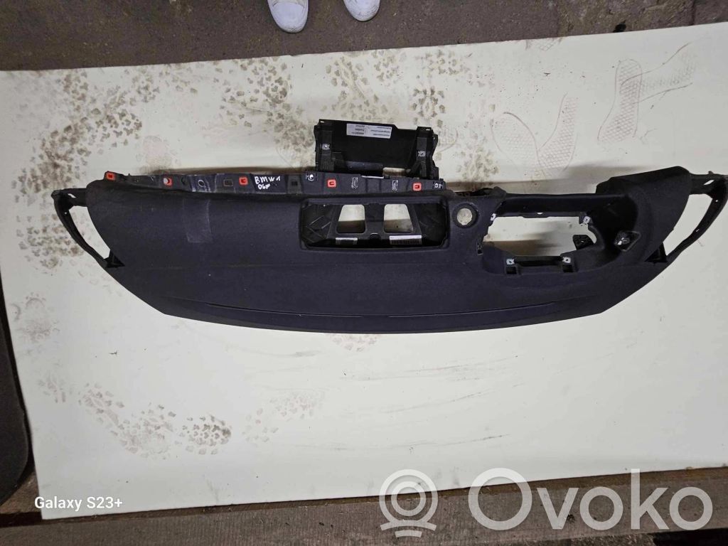 BMW 1 E81 E87 Tableau de bord 
