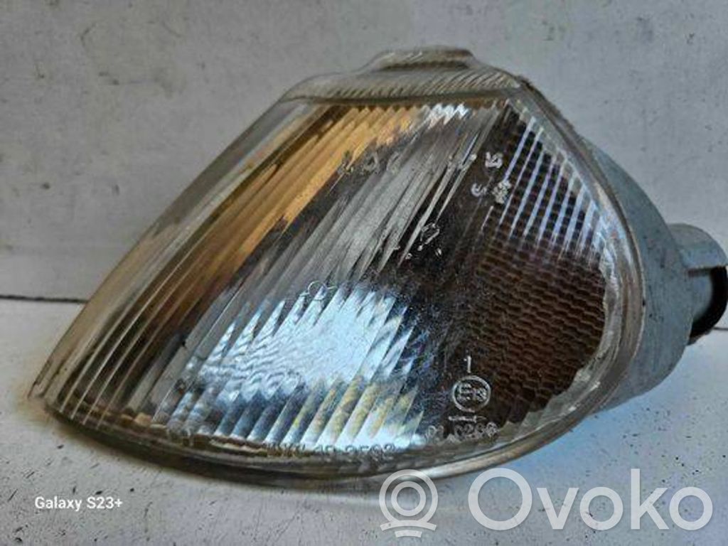 Renault Laguna I Front indicator light 