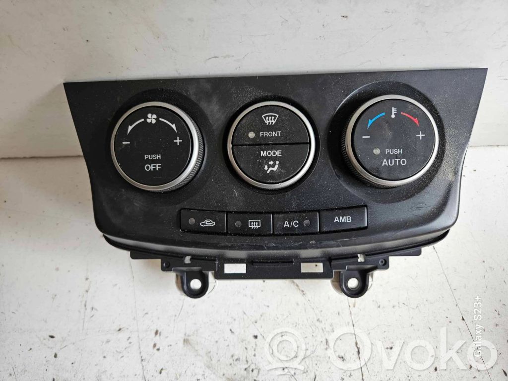 Mazda 5 Climate control unit 