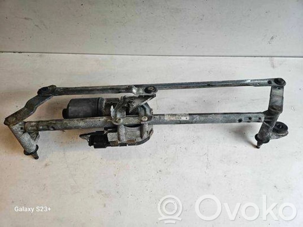 Skoda Octavia Mk2 (1Z) Mechanizm i silniczek wycieraczek szyby przedniej / czołowej 