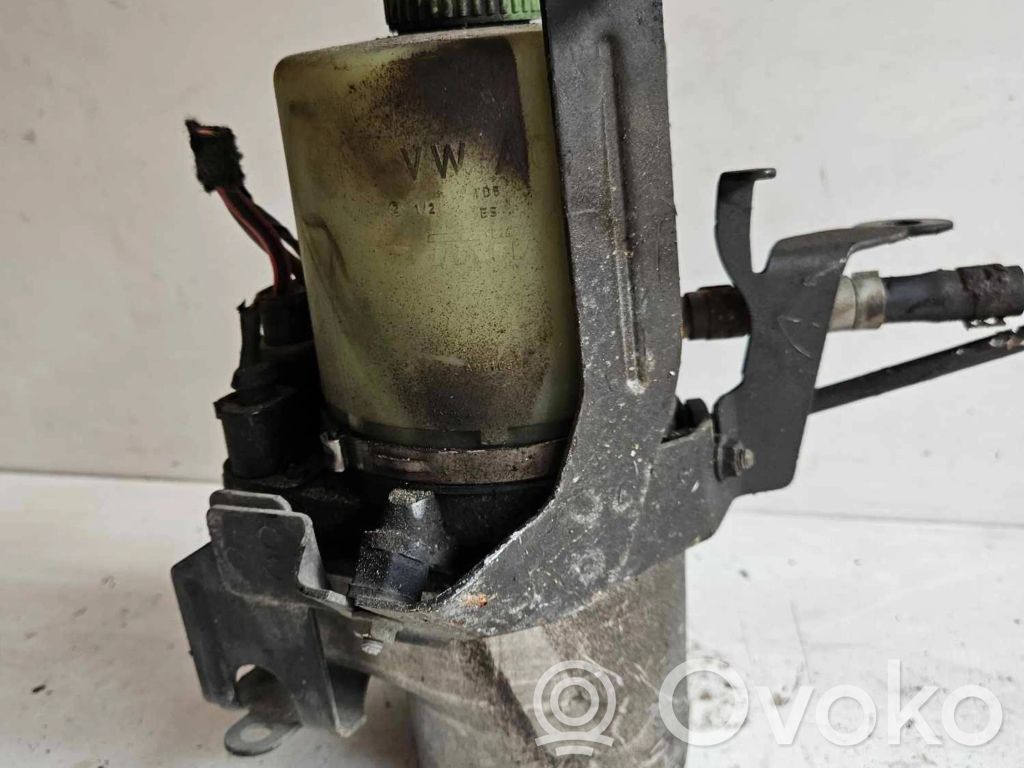 Pompa wspomagania   6R0423156,30052008,6E0423156A,6Q0423155AB,6Q0423155AE,6Q0423155C,6Q0423155K,6Q0423156AB,6Q0423156D,6Q0423156M,6Q0423156Q,6Q0423156S,6R0423155,6R0423156A,6R0423156B,6R0423156C