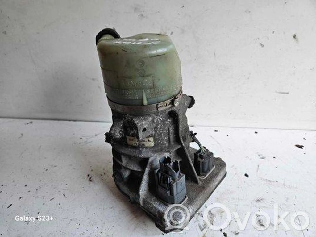 Ford S-MAX Power steering pump 