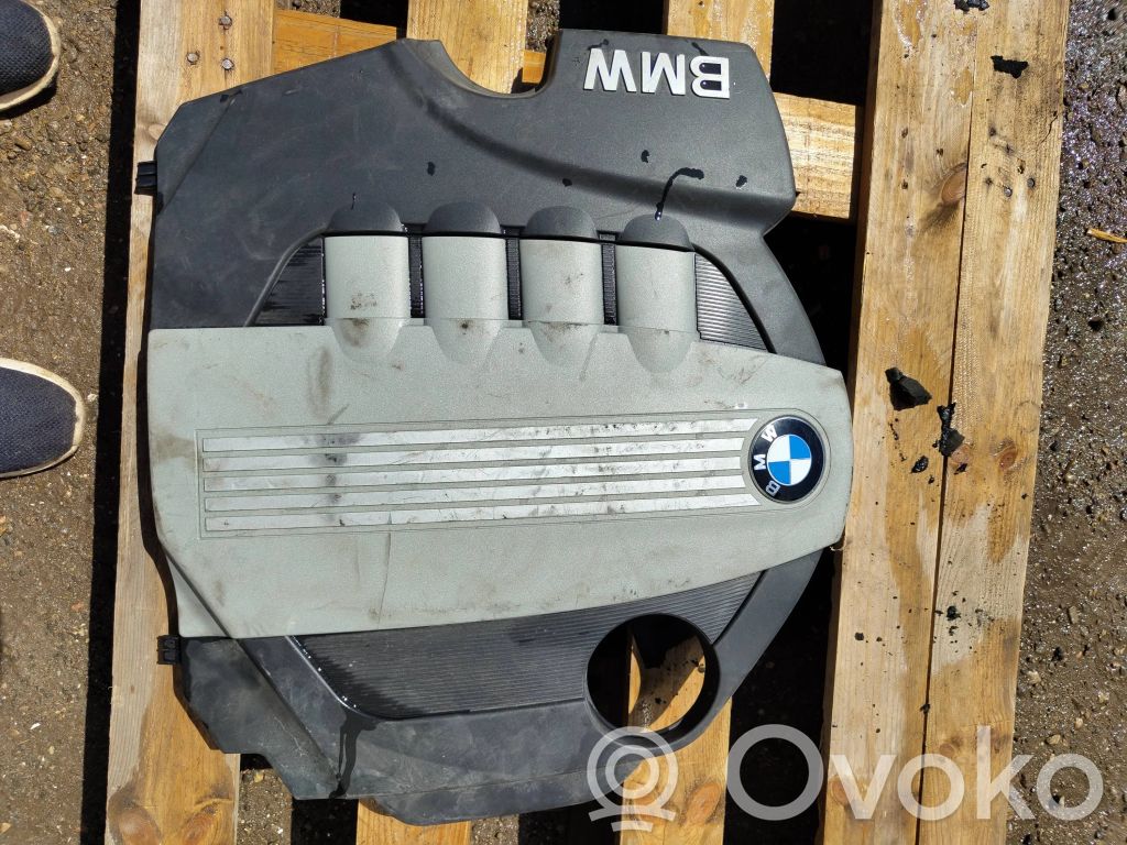BMW 5 E60 E61 Variklio dangtis (apdaila) 