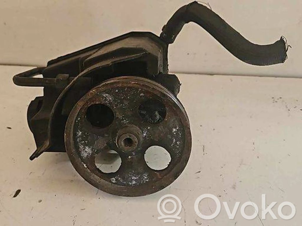 Citroen Xsara Picasso Power steering pump 