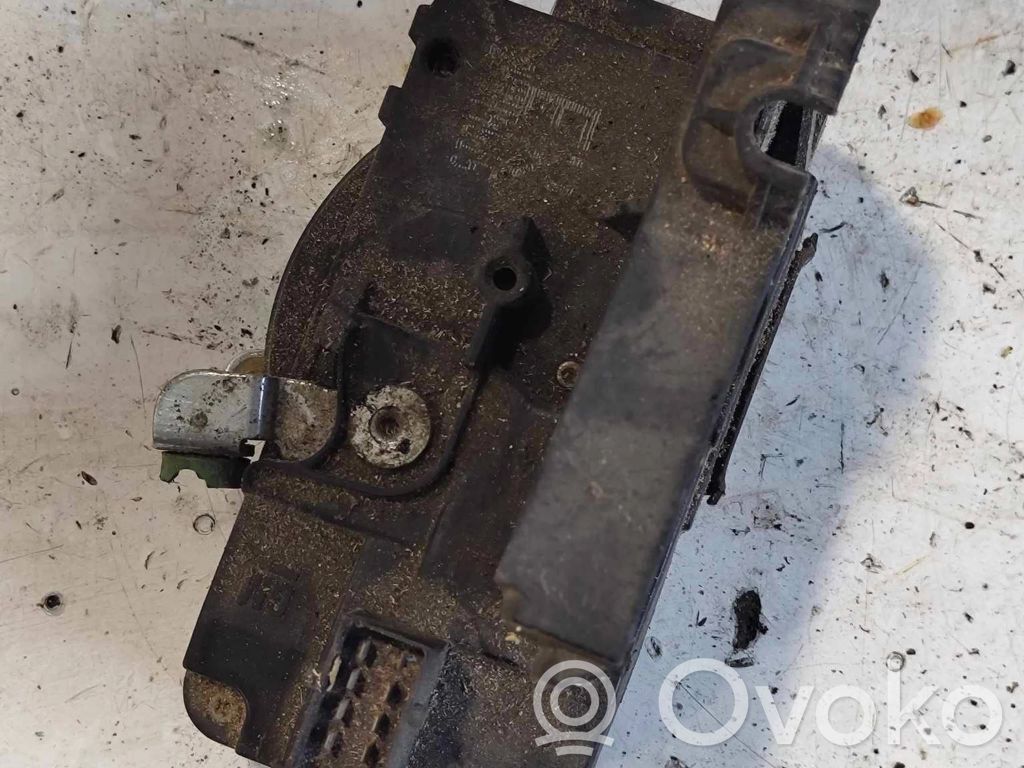 Opel Zafira A Engine bonnet/hood lock/catch 