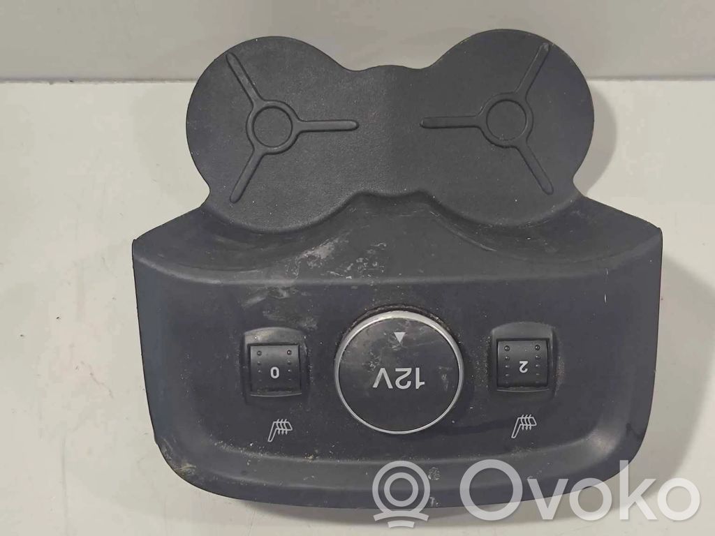 Interruptor de calefacción del asiento   BM51A047A03