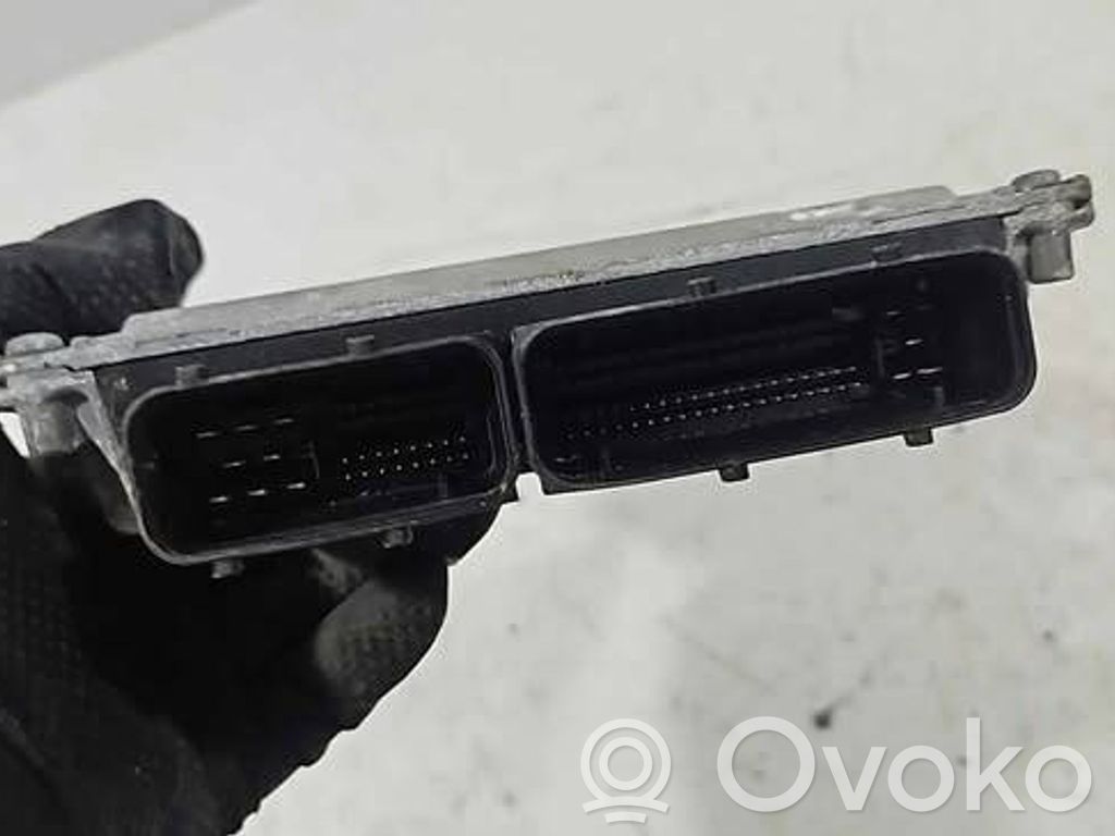 Skoda Fabia Mk2 (5J) Engine control unit/module 
