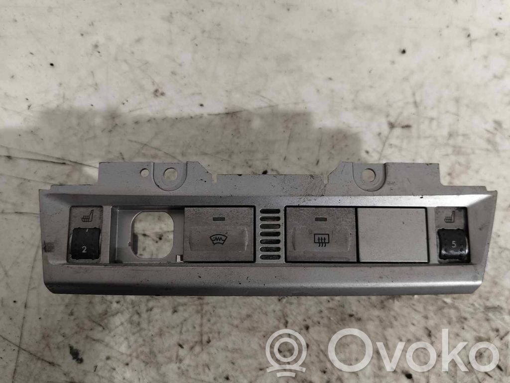 Other switches/knobs/shifts   4M5113D734