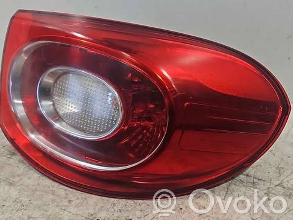 Volkswagen Tiguan Rear/tail lights 
