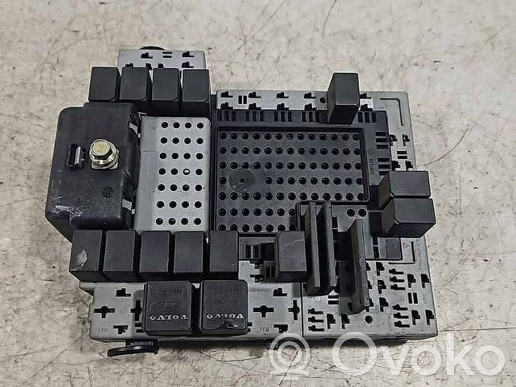 Volvo S80 Saugiklių dėžė (komplektas) 