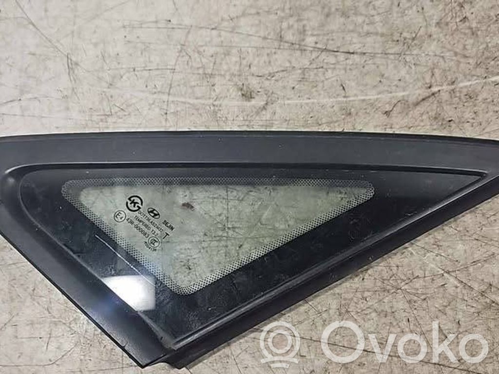 Hyundai i30 Front triangle window/glass 