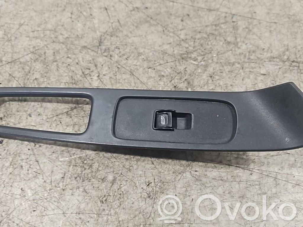 Volvo XC60 Electric window control switch 
