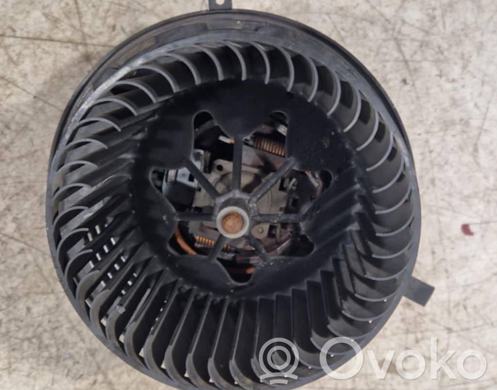 Mazā radiatora ventilators   982428F,985464F,985464F272268