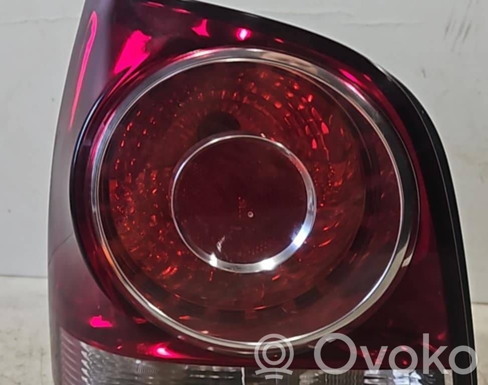 Volkswagen Polo IV 9N3 Lampă spate în caroserie 
