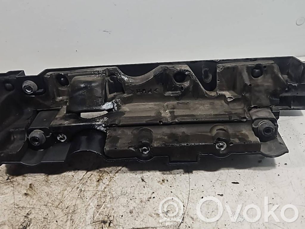 Volvo V70 Engine cover (trim) 