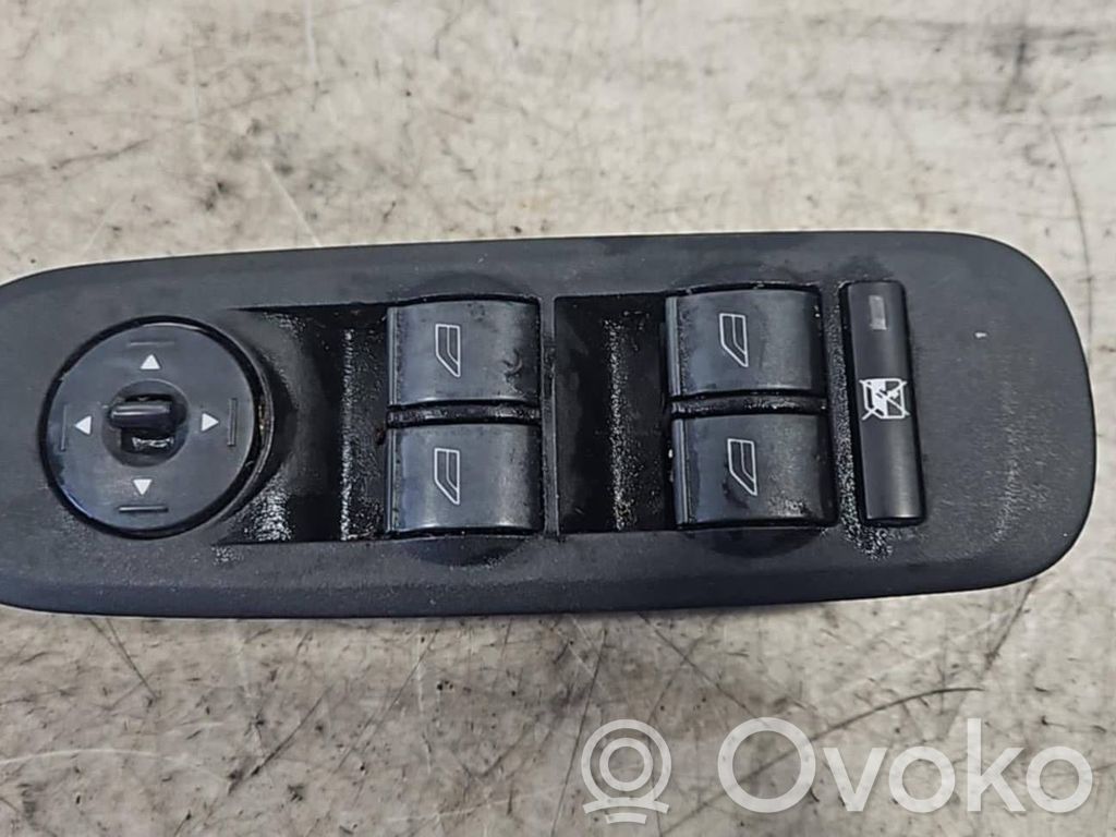Electric window control switch   6M2T14A132AE,B2909610235,29092006