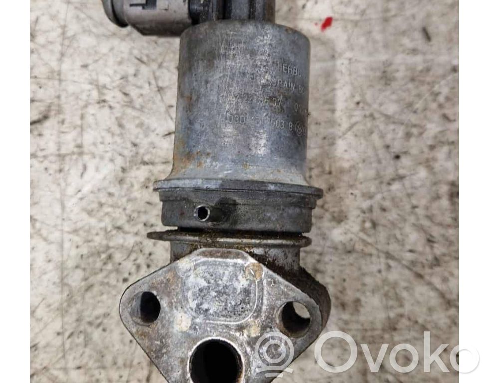 Volkswagen Touran I Válvula EGR 