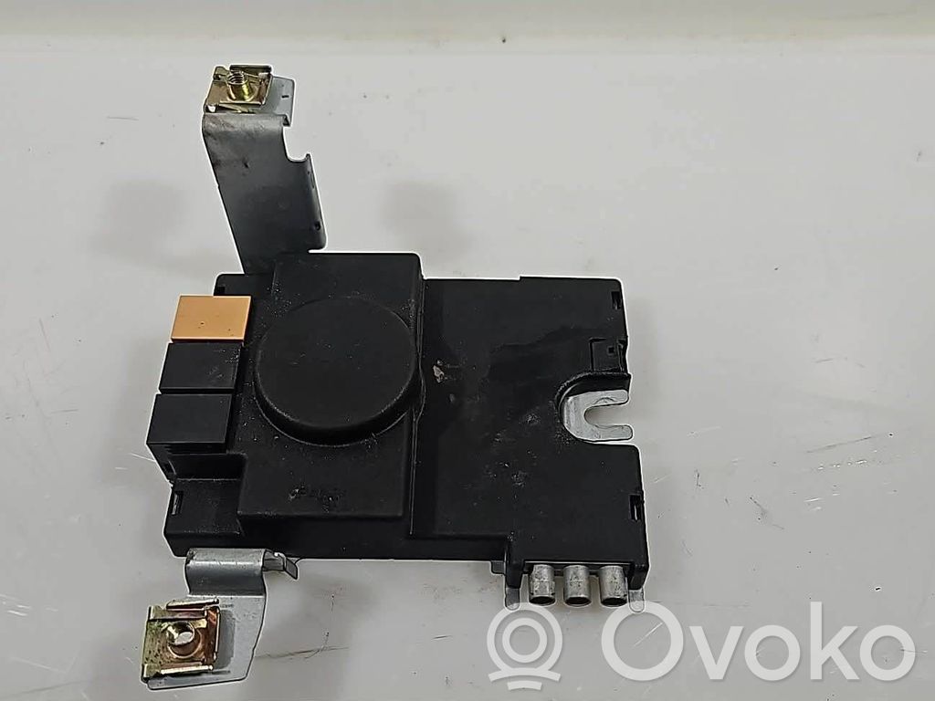 Audi A3 S3 8P Amplificatore antenna 