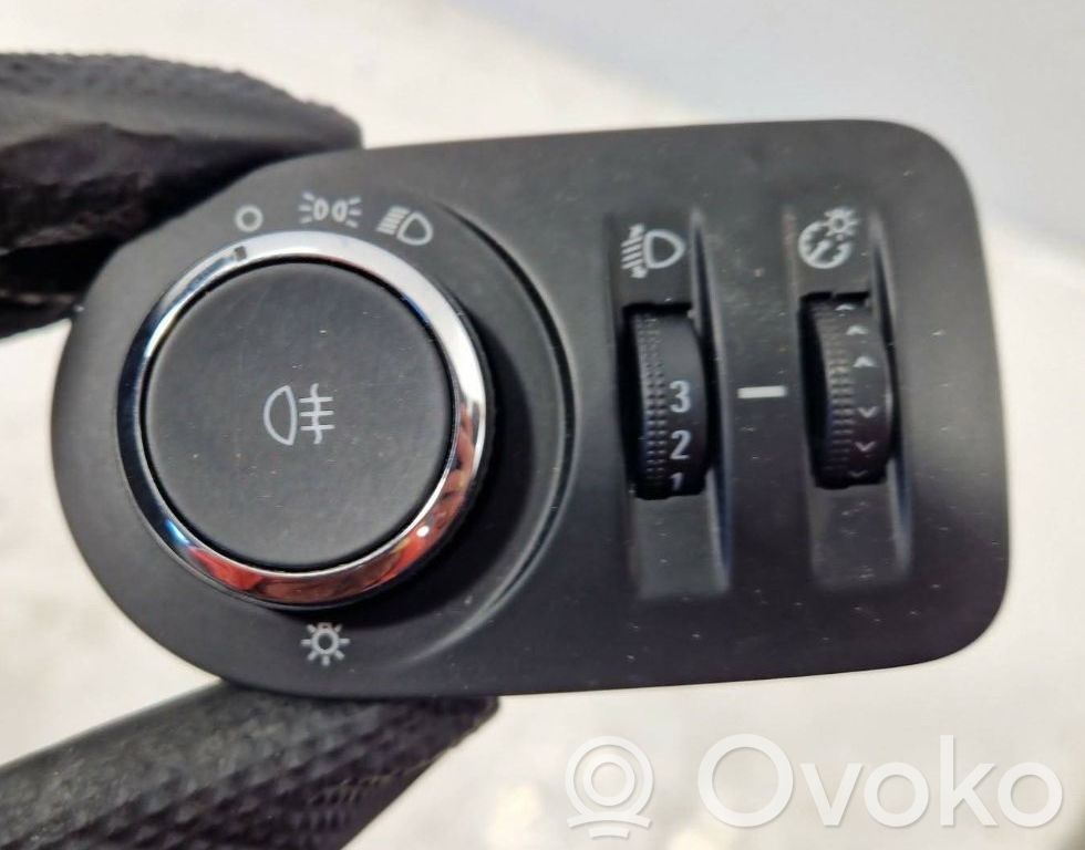Opel Corsa D Light switch 