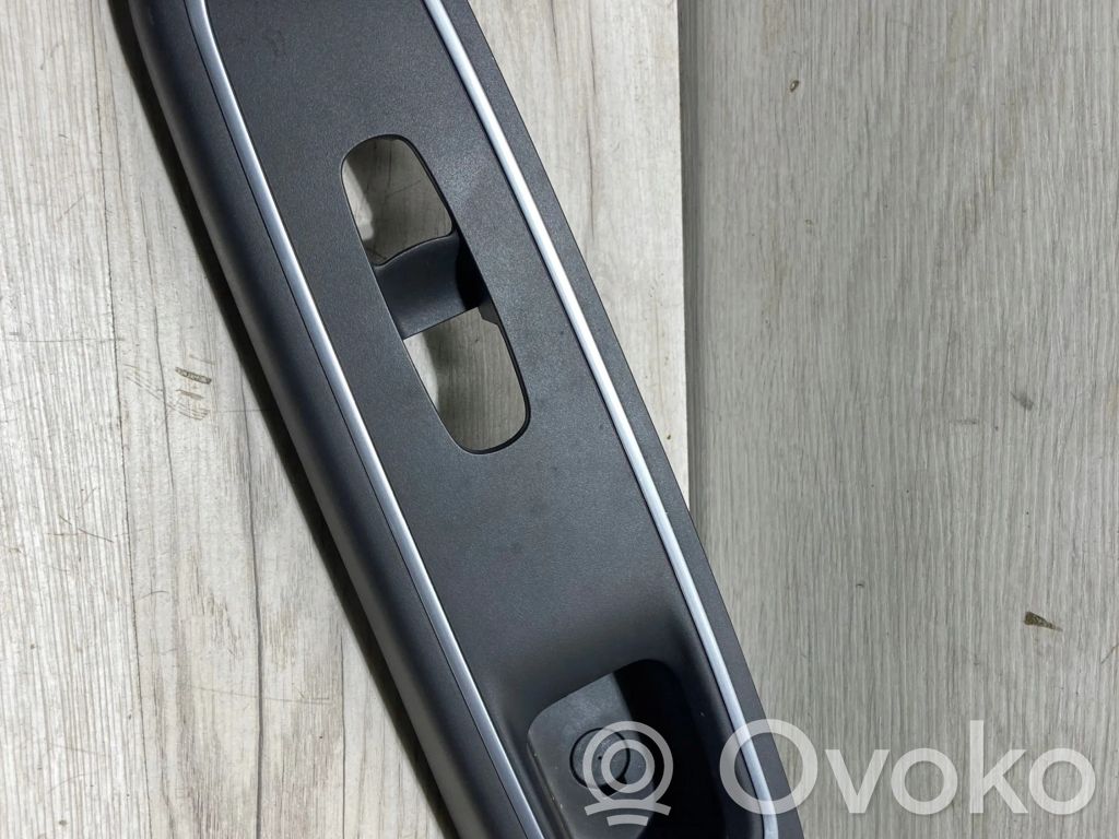 Nissan Micra K14 Front door window switch trim 