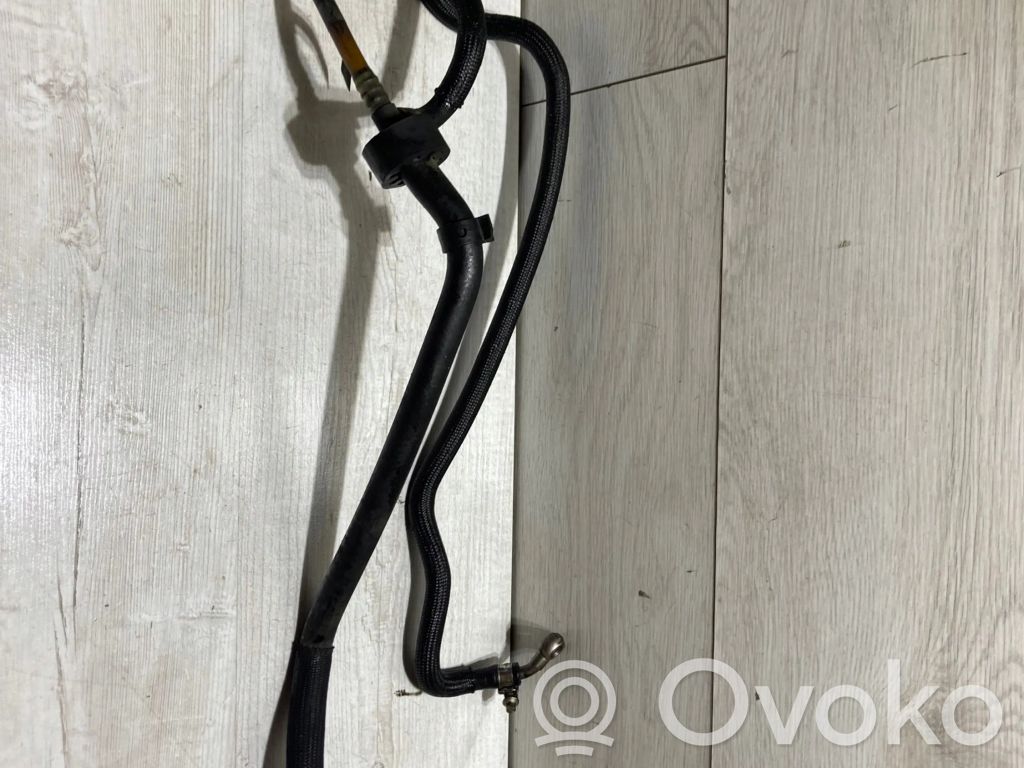 BMW X3 E83 Caurule (-es) / šļūtene (-es) 