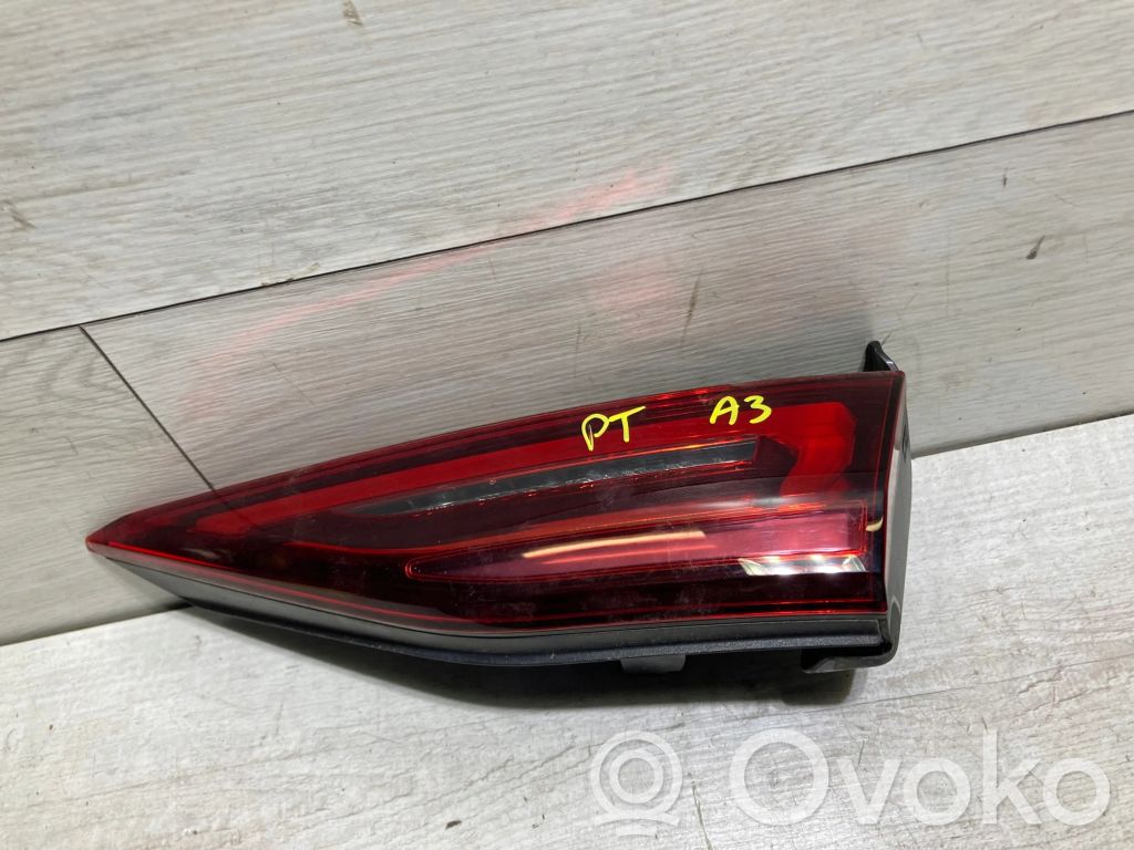 Audi A3 8Y Takaluukun takavalot 