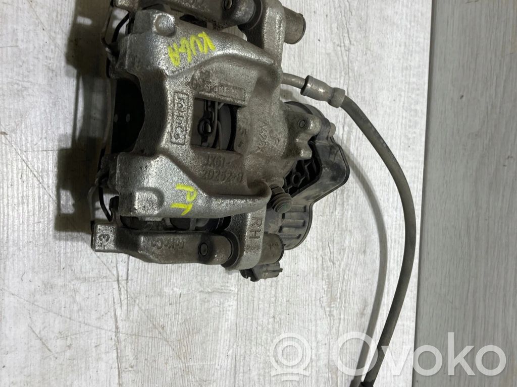 Tylny zacisk hamulcowy   LX612D250BEC