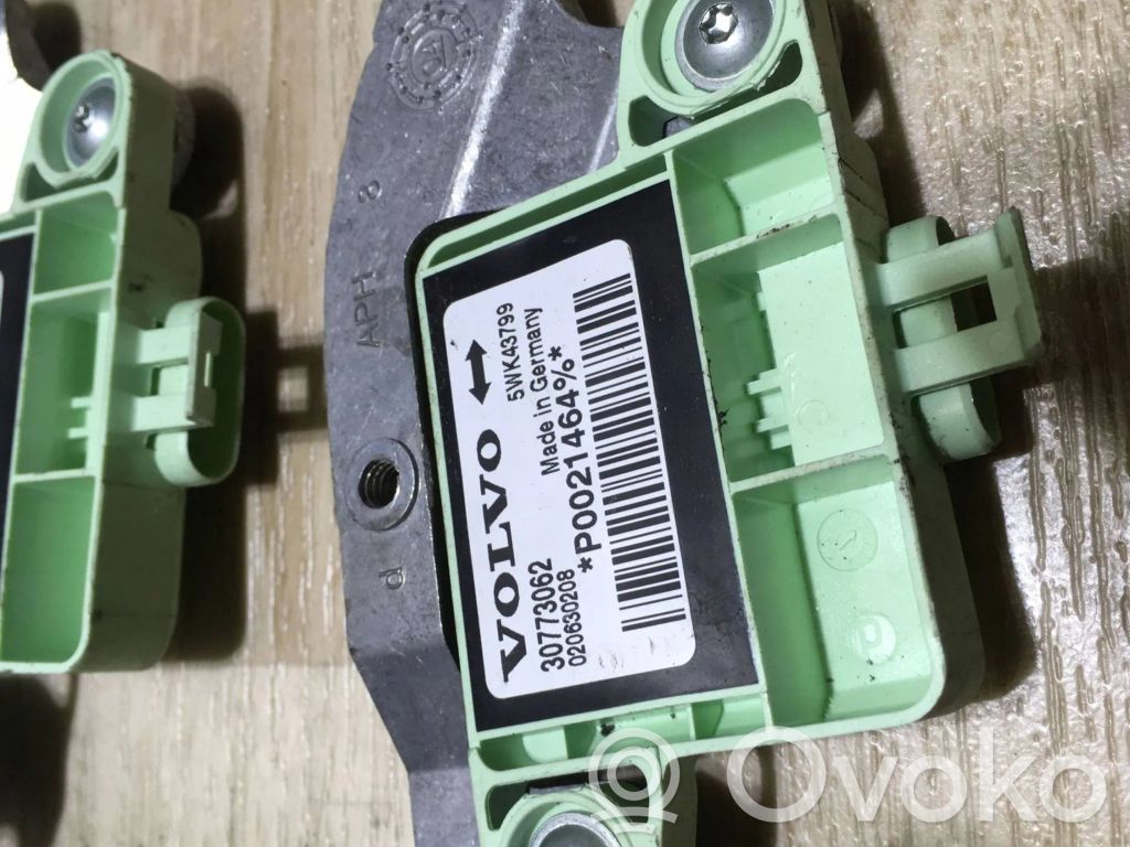 Volvo C70 Airbag deployment crash/impact sensor 