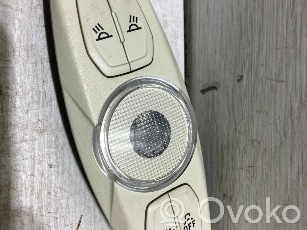 Ford C-MAX II Rear seat light 