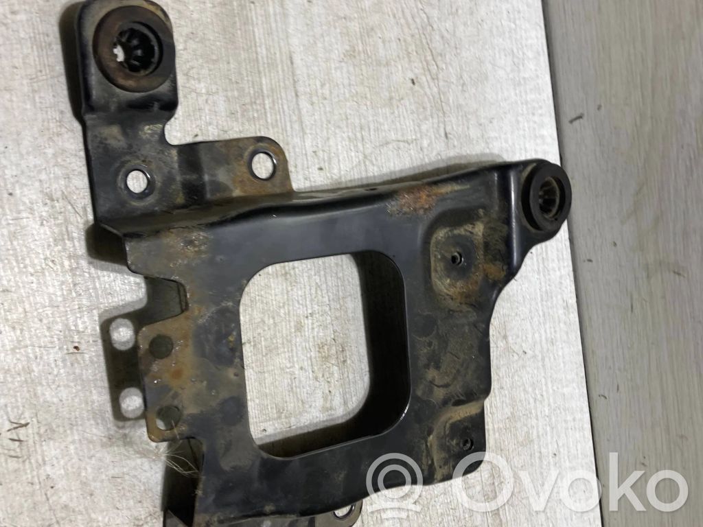 Ford C-MAX II Battery tray 
