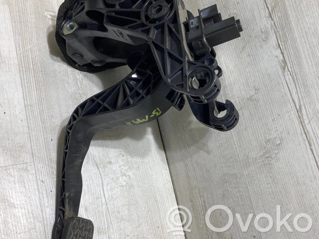 Ford B-MAX Sankabos pedalas 
