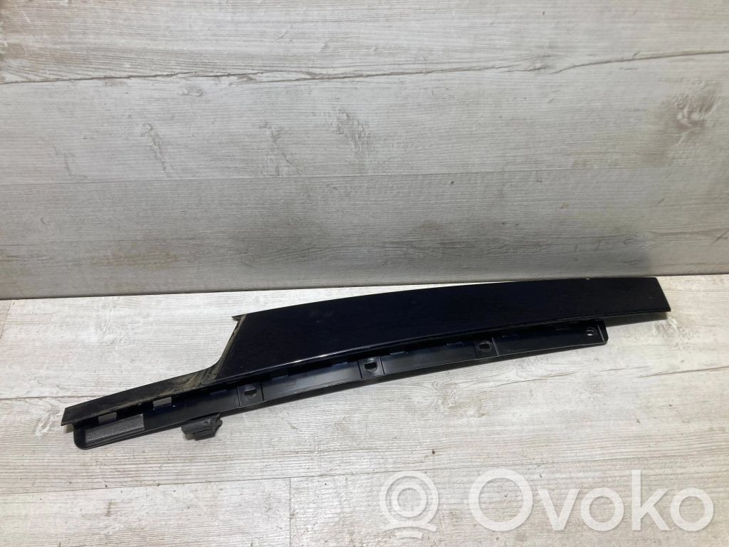 BMW X1 F48 F49 Listwa drzwi przednich 