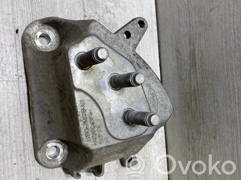 Ford Fiesta Gearbox mounting bracket 