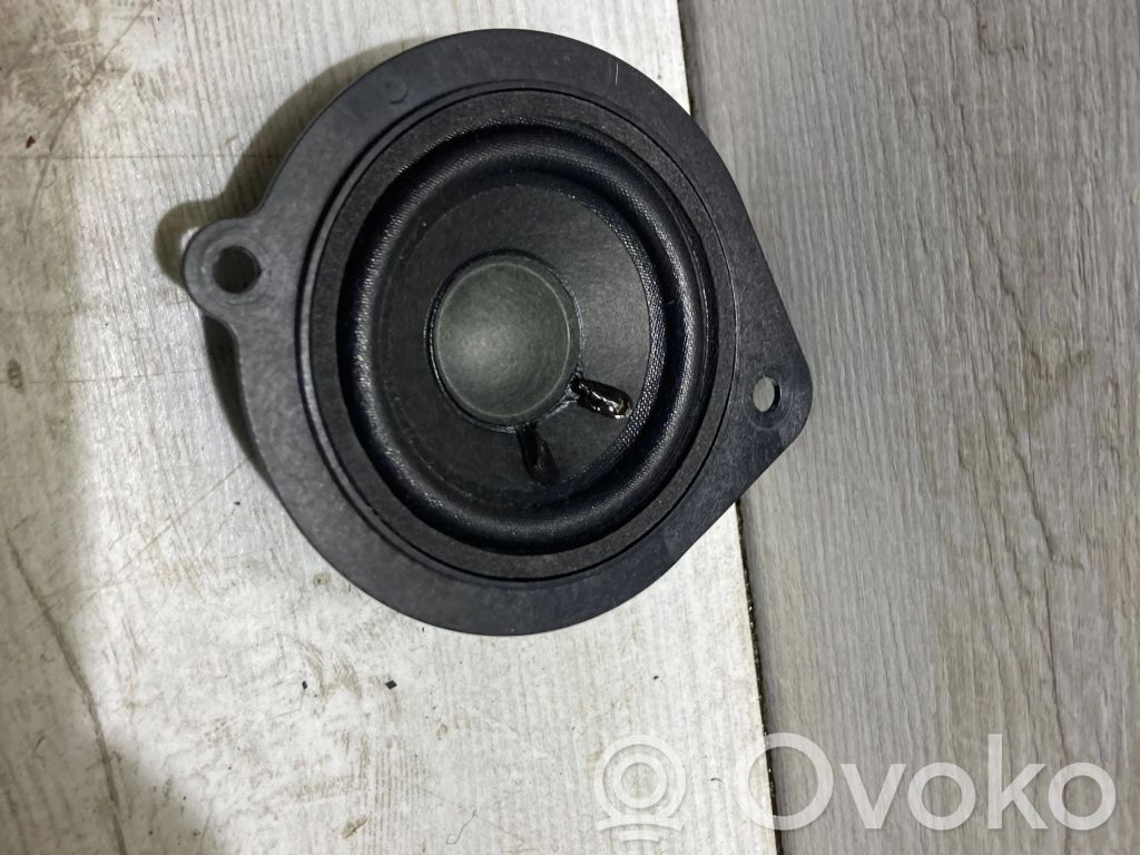 Dacia Sandero III Panel speaker 