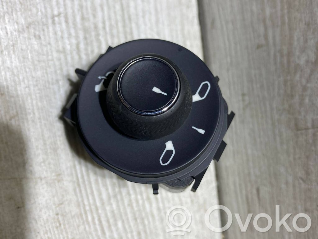 Citroen C3 Wing mirror switch 