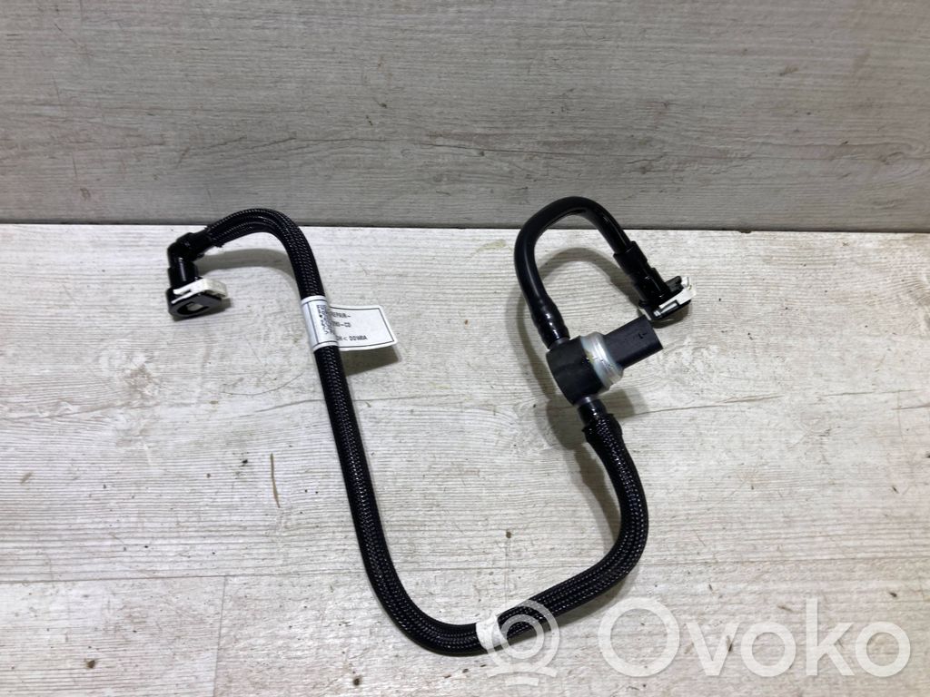 Polttoaineputki   JX619J280CD