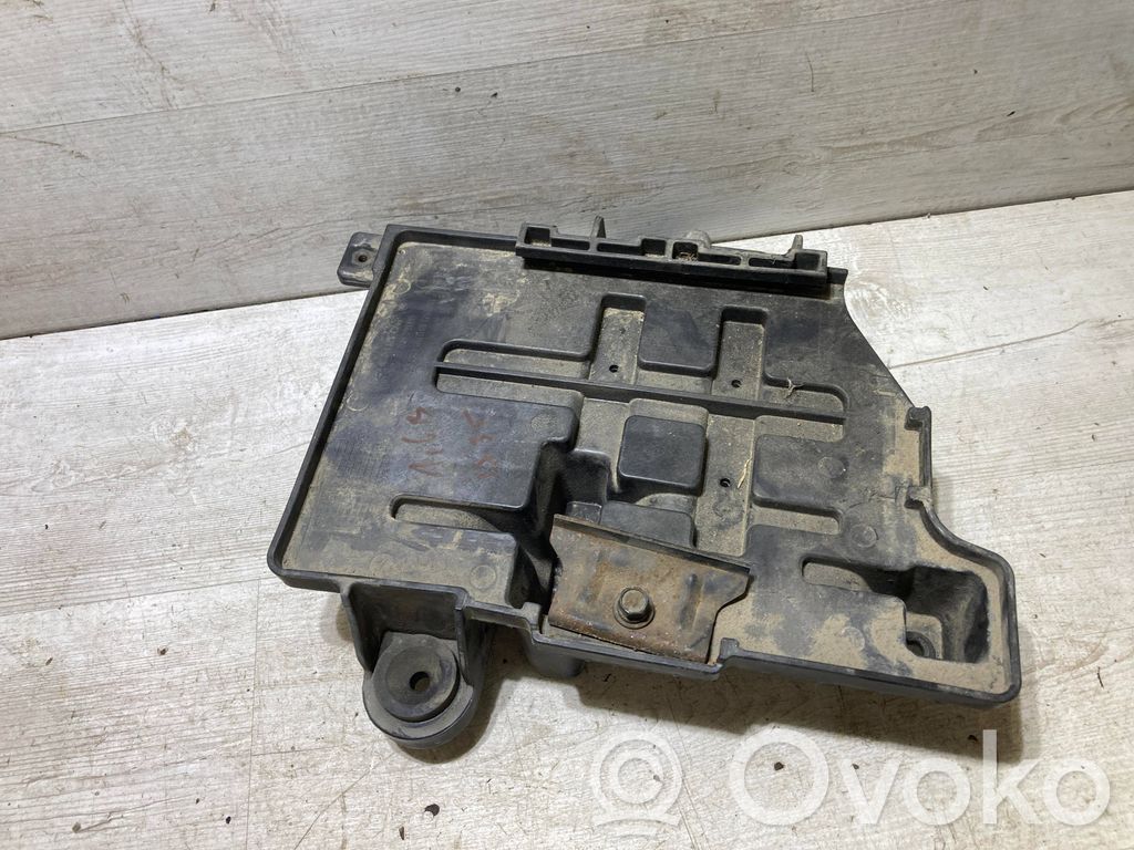 Hyundai ix35 Battery tray 