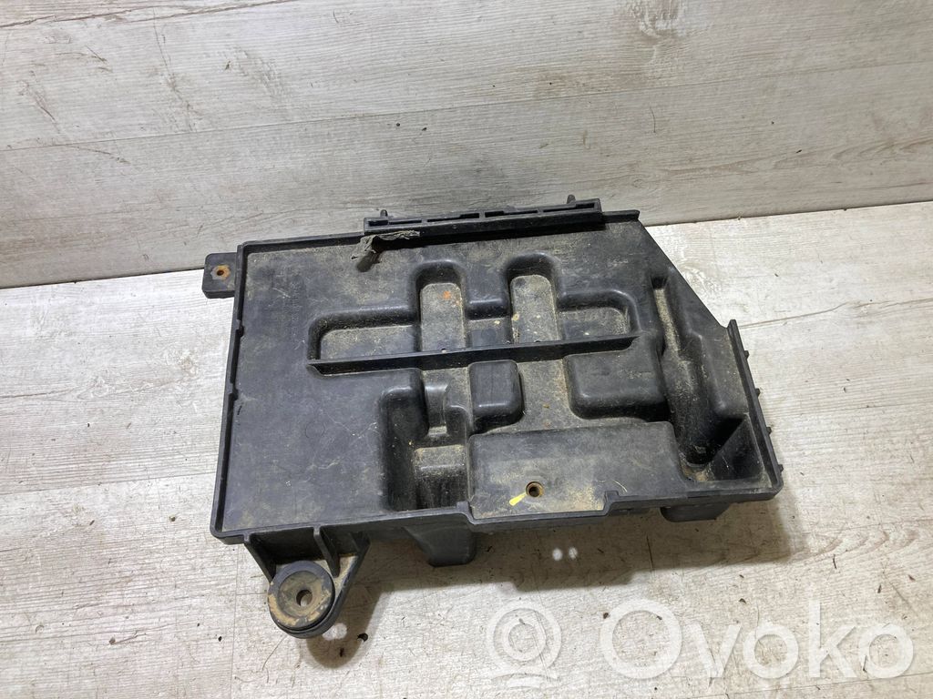 Hyundai ix35 Battery tray 