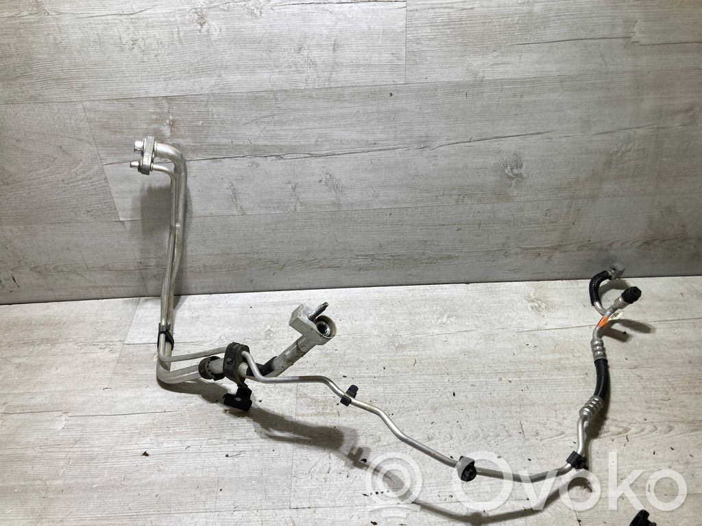Ford Focus Klimaleitung / Klimaschlauch 